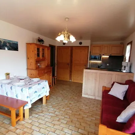 3 Pieces Avec Garage, 6 Couchages Au Grand-bornand - Fr-1-241-100 Apartment *